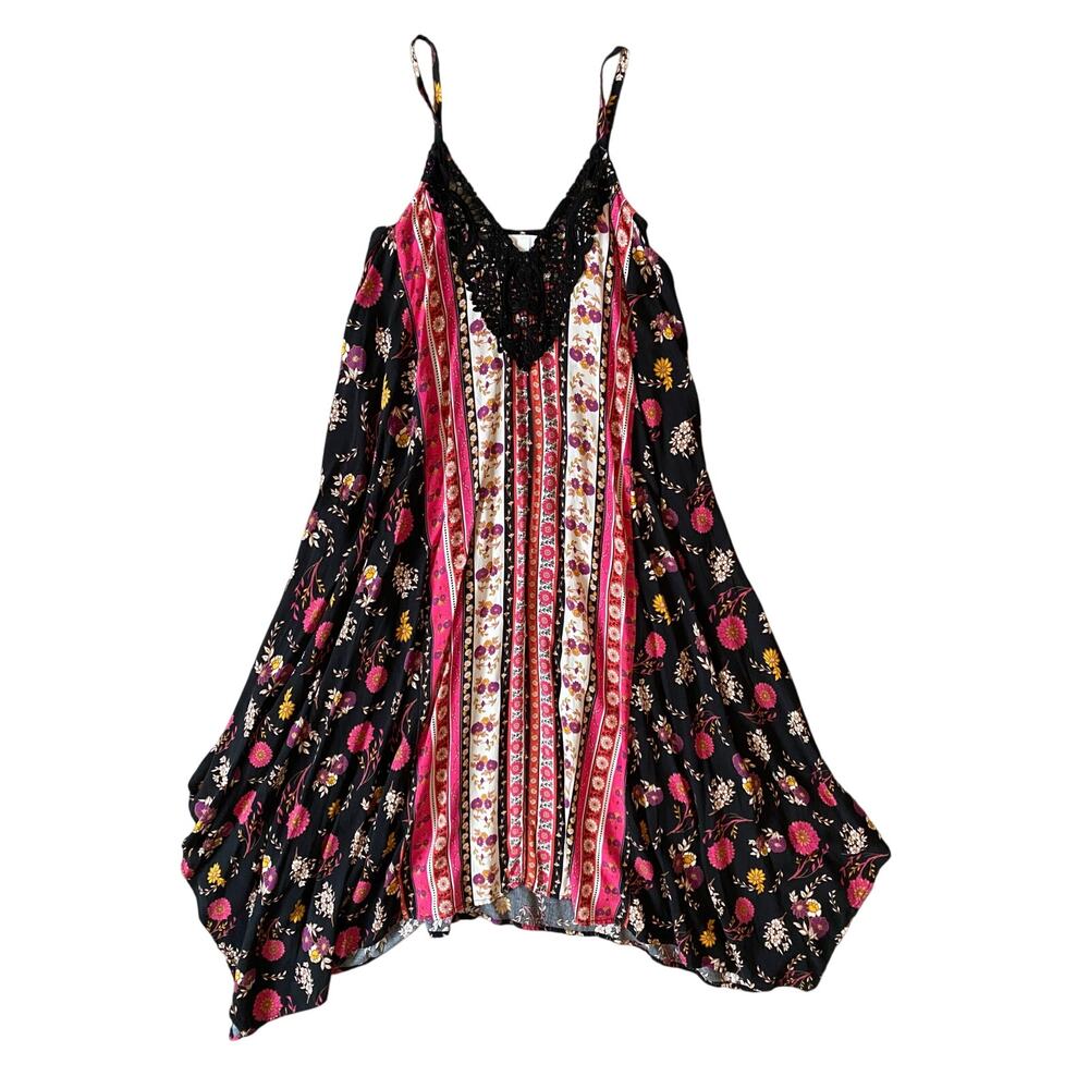 Charming Charlie Floral Mini Midi Dress Medium Black Pink Sleeveless Boho Beach‎